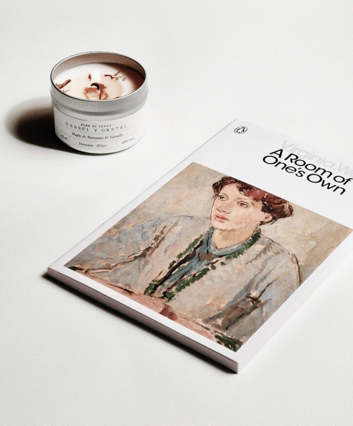 BUILDING A STRONG BRAND IDENTITY